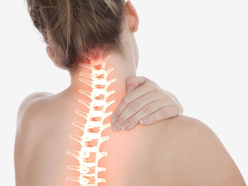L'osteocondrosi cervicale si manifesta come dolore sordo o acuto