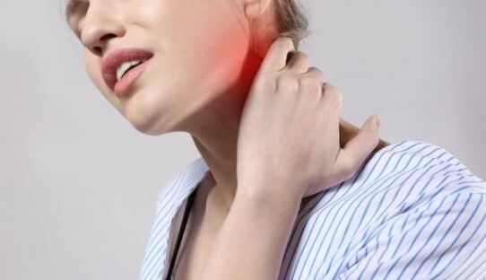 Dolore al collo dovuto all'osteocondrosi